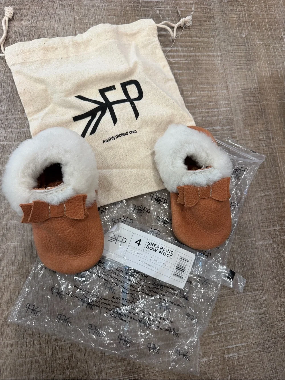 Freshly Picked Tan Shearling Bow Mittens for Kids